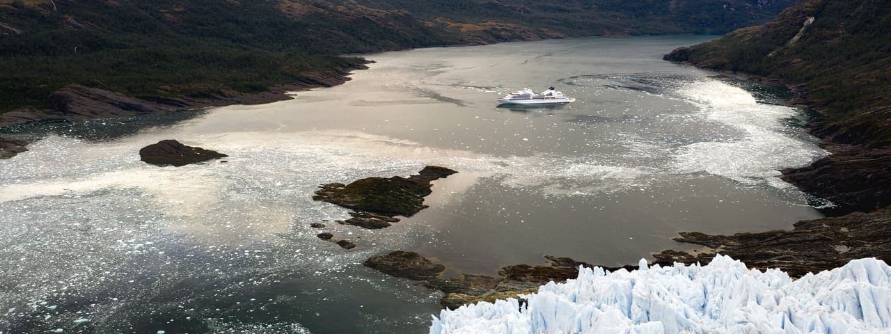 Brujo Glacier