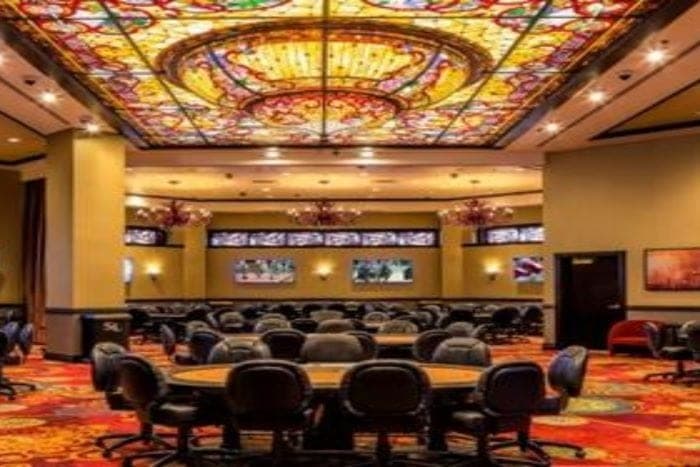Silver Legacy Reno Hotel & Casino - A Caesars Destination: Poker Room