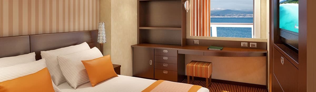 Captain's Suite stateroom, Carnival Splendor