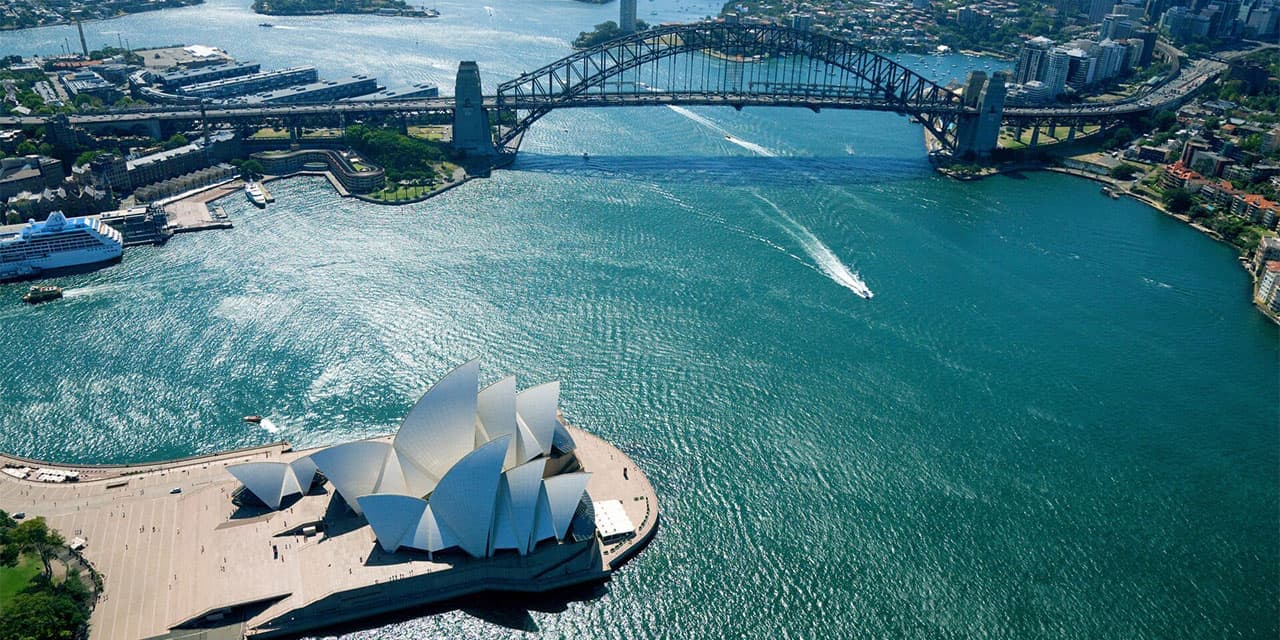 Sydney Opera House & Harbour Bridge