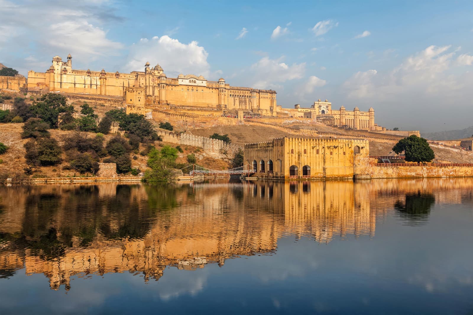 River view of Amber Fort in Jaipur, India