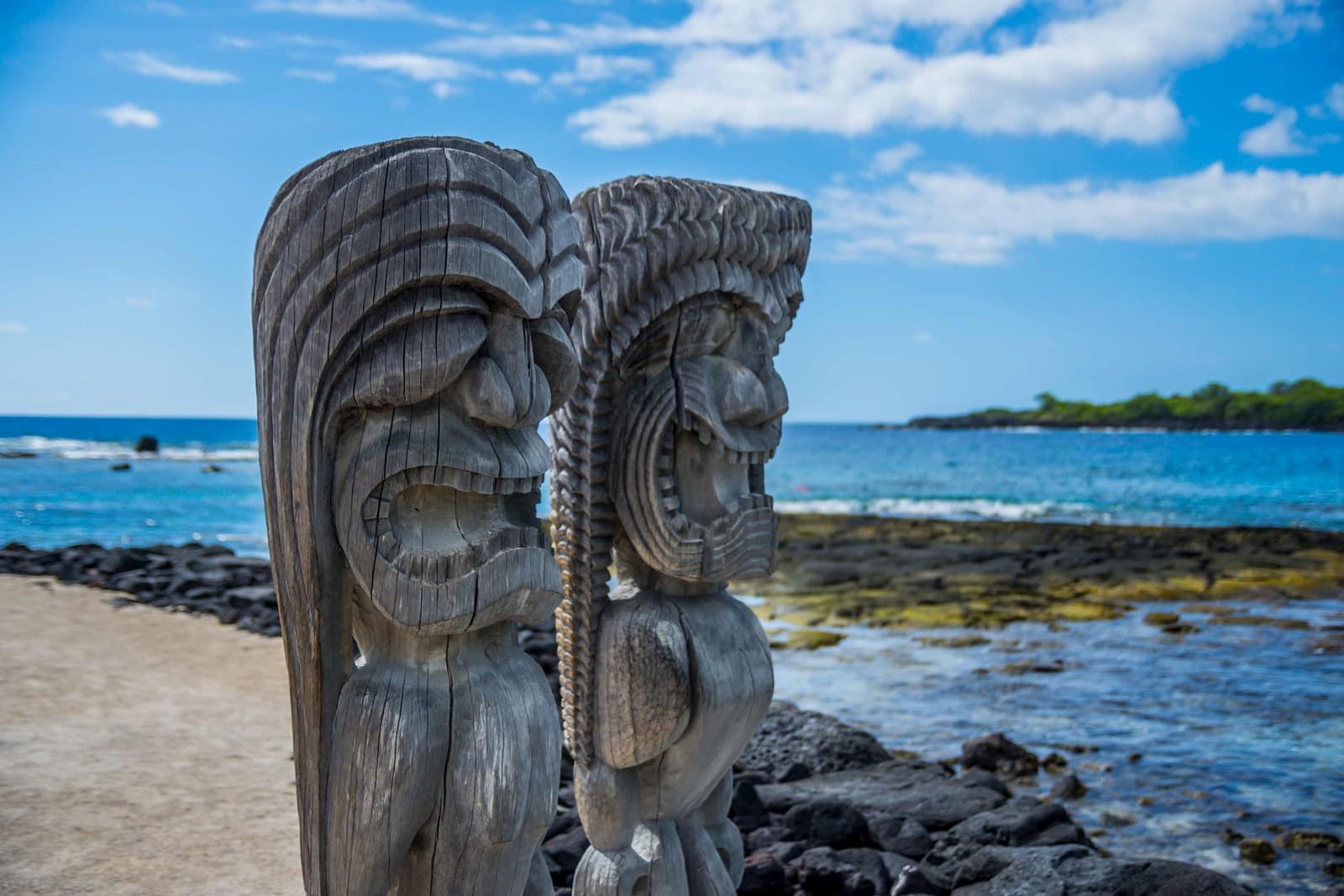 tiki-carvings-keauhou-bay-hawaii (1)