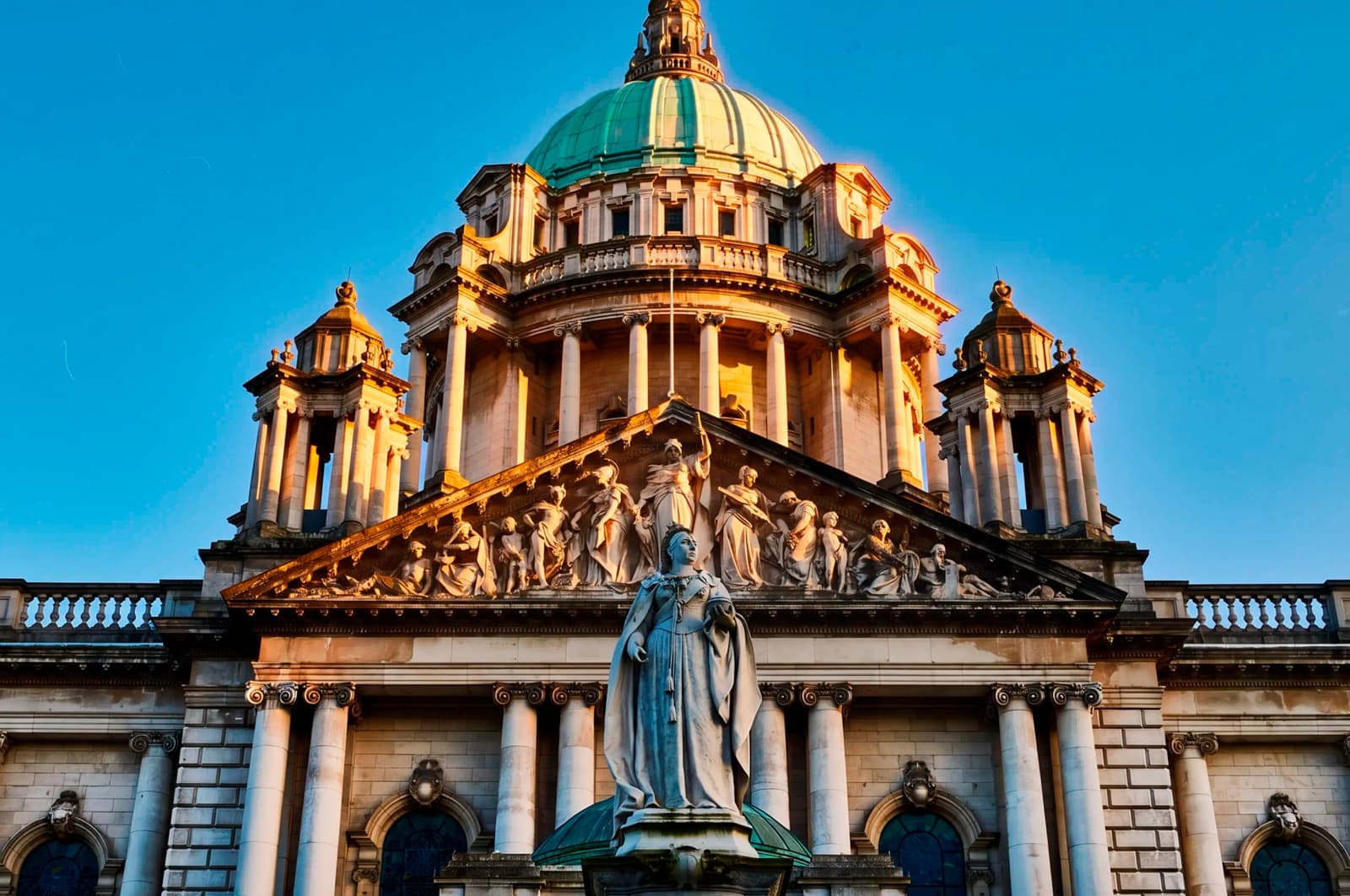 Day Hero City Hall, Belfast, Ireland