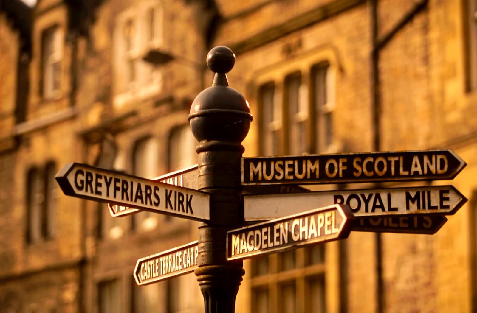 Day Hero Sign Post, Edinburgh, Scotland
