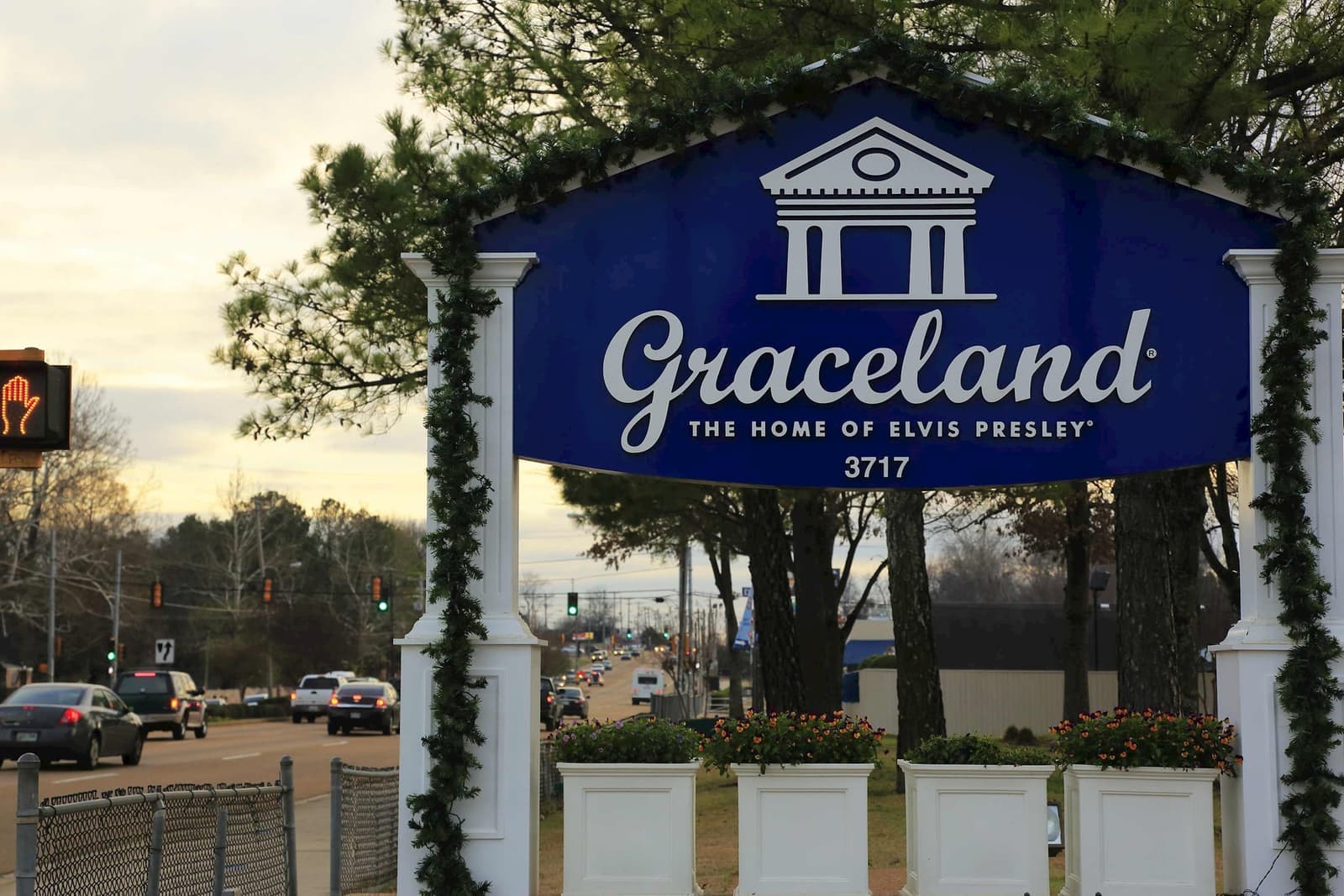 Sign for Graceland in Memphis, Tennessee, USA