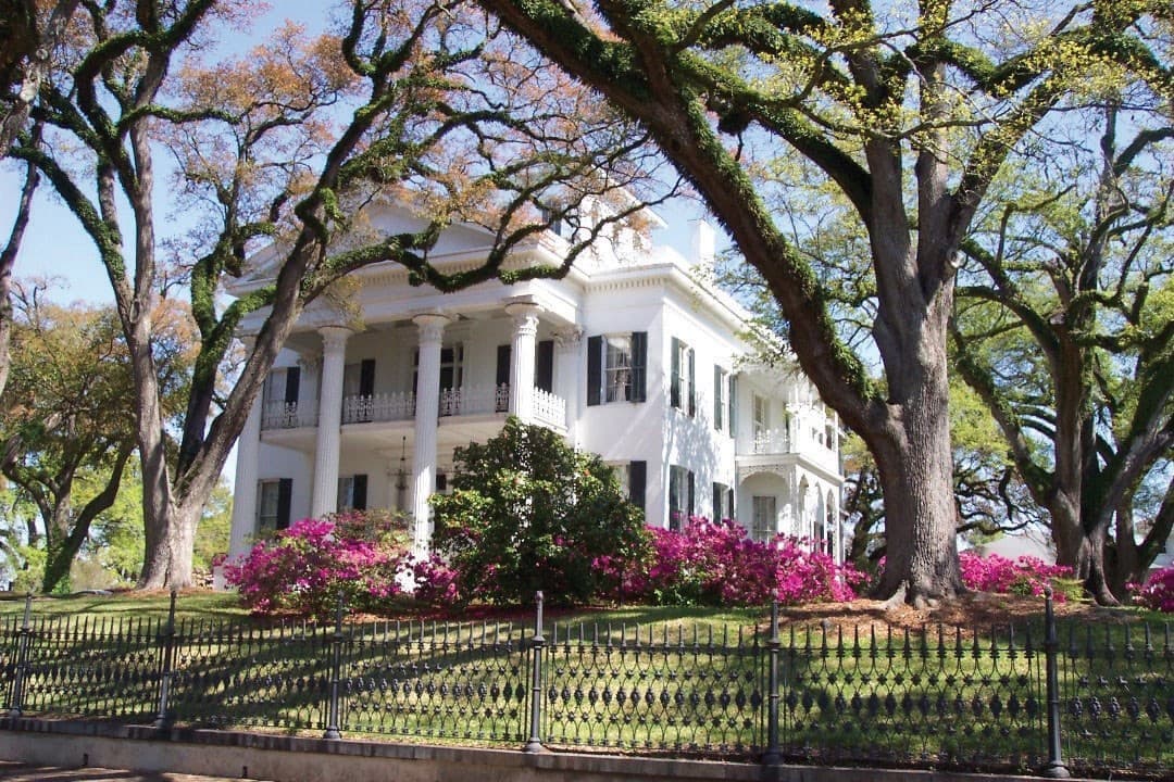 Exterior view of Antebellum Mansion in Natchez, Mississippi, USA