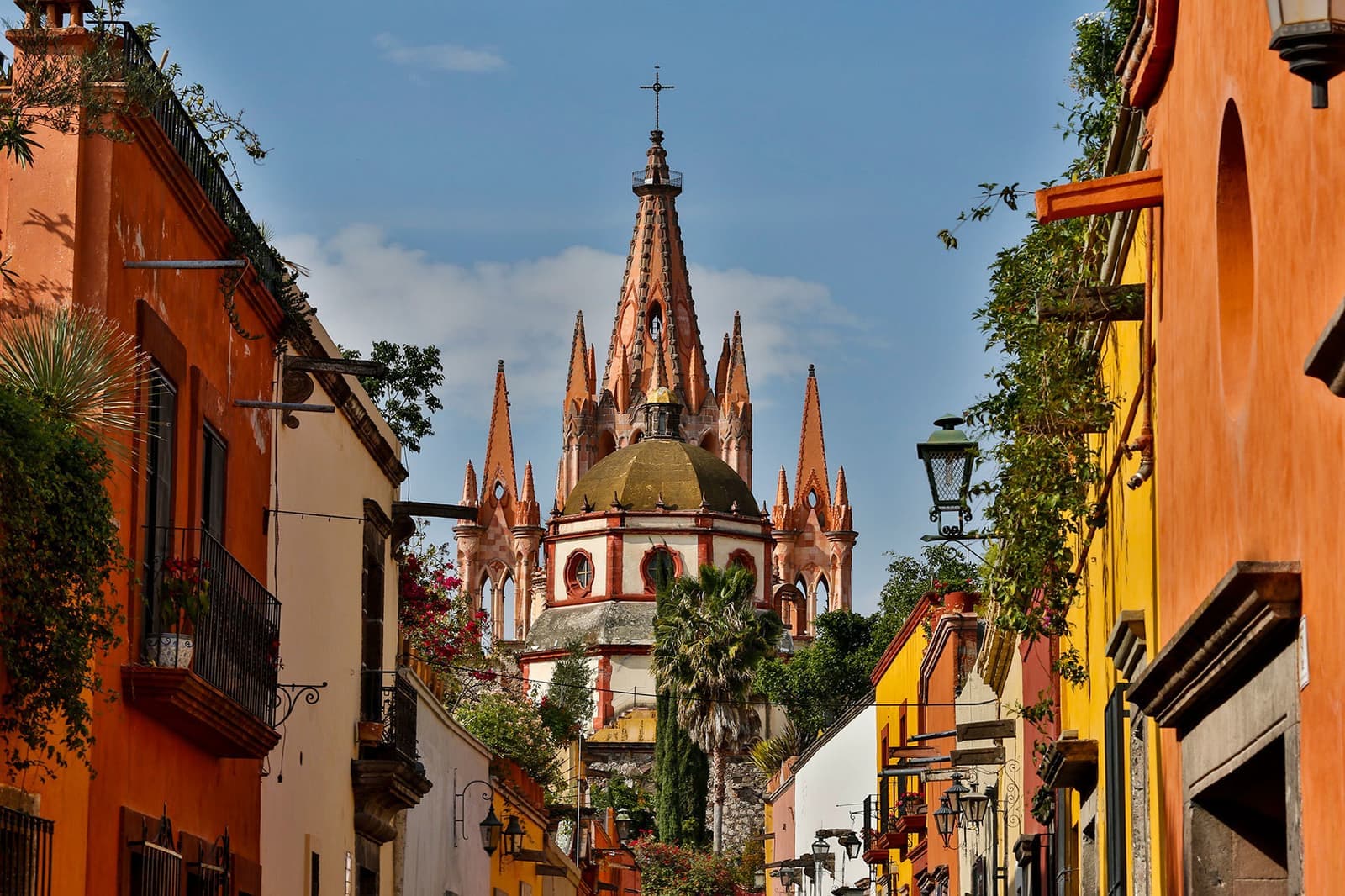Parroquia De San Miguel Arcangel, San Miguel, Mexico