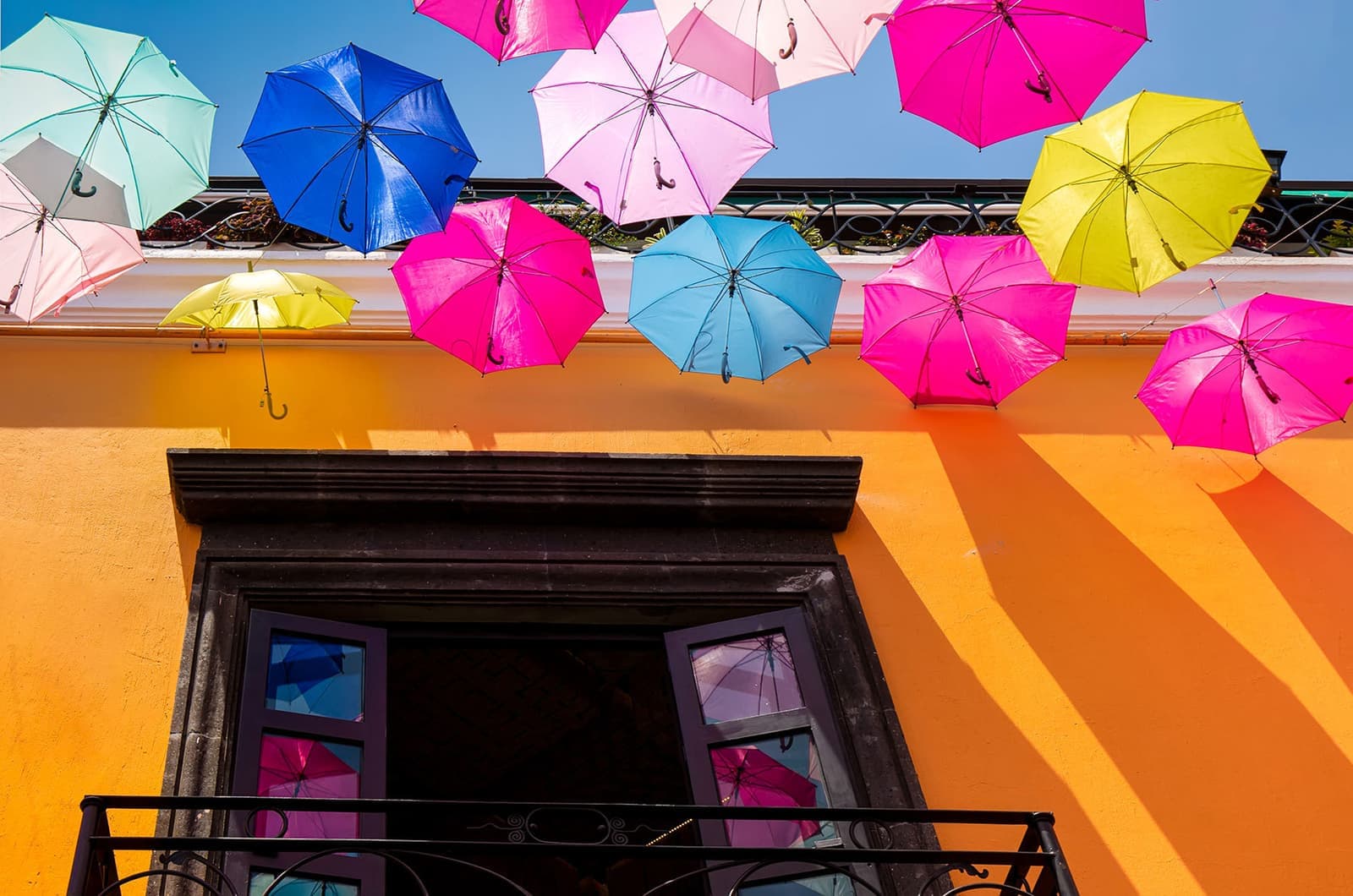 Scenic Colourful Streets, Tlaquepaque, Guadalajara, Mexico