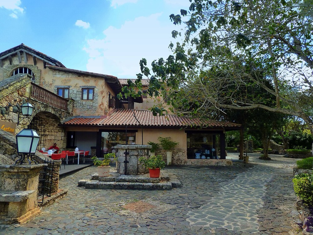 Altos de Chavon